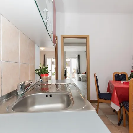 Apartament Near The Center Masrec