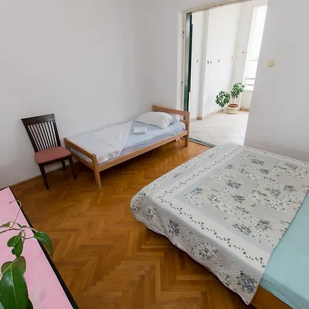 Apartament Near The Center Masrec